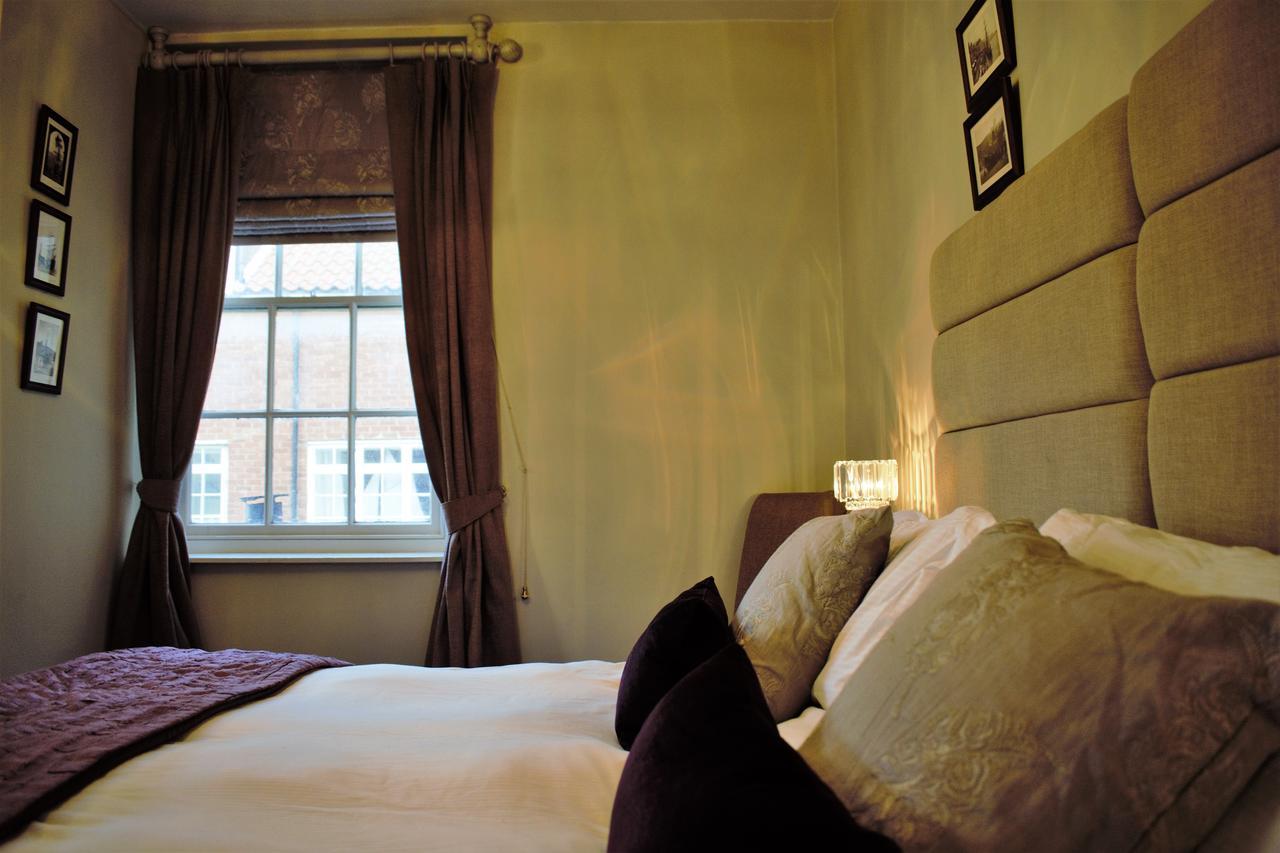 White Horse & Griffin Hotel Whitby Exterior foto