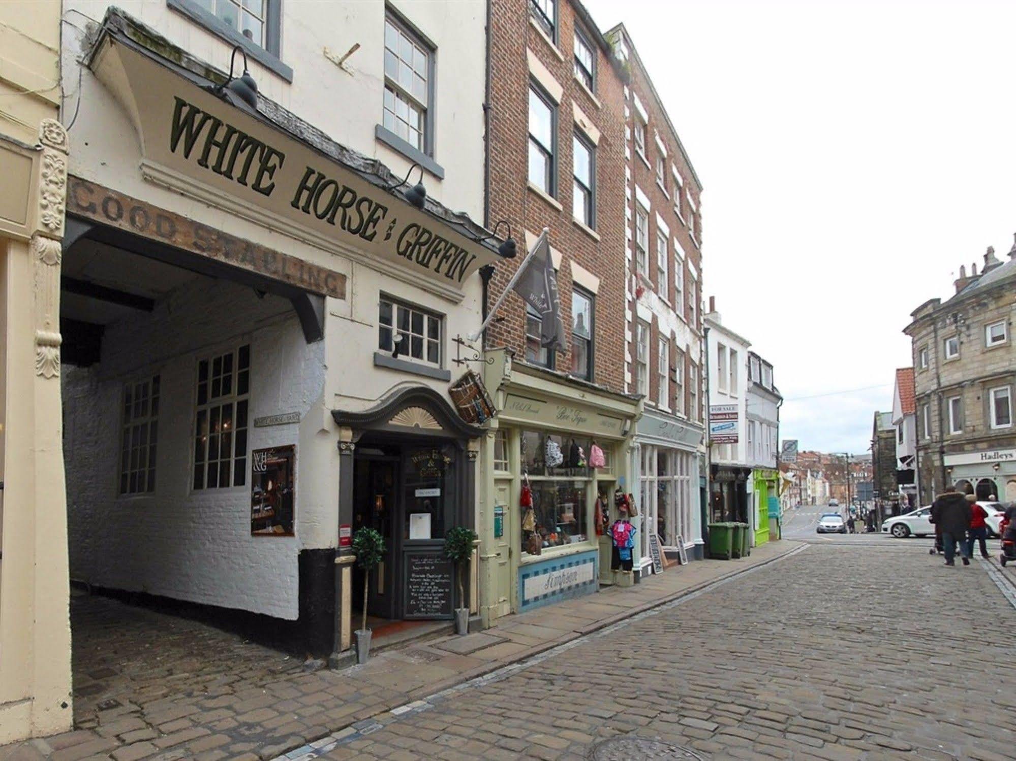 White Horse & Griffin Hotel Whitby Exterior foto